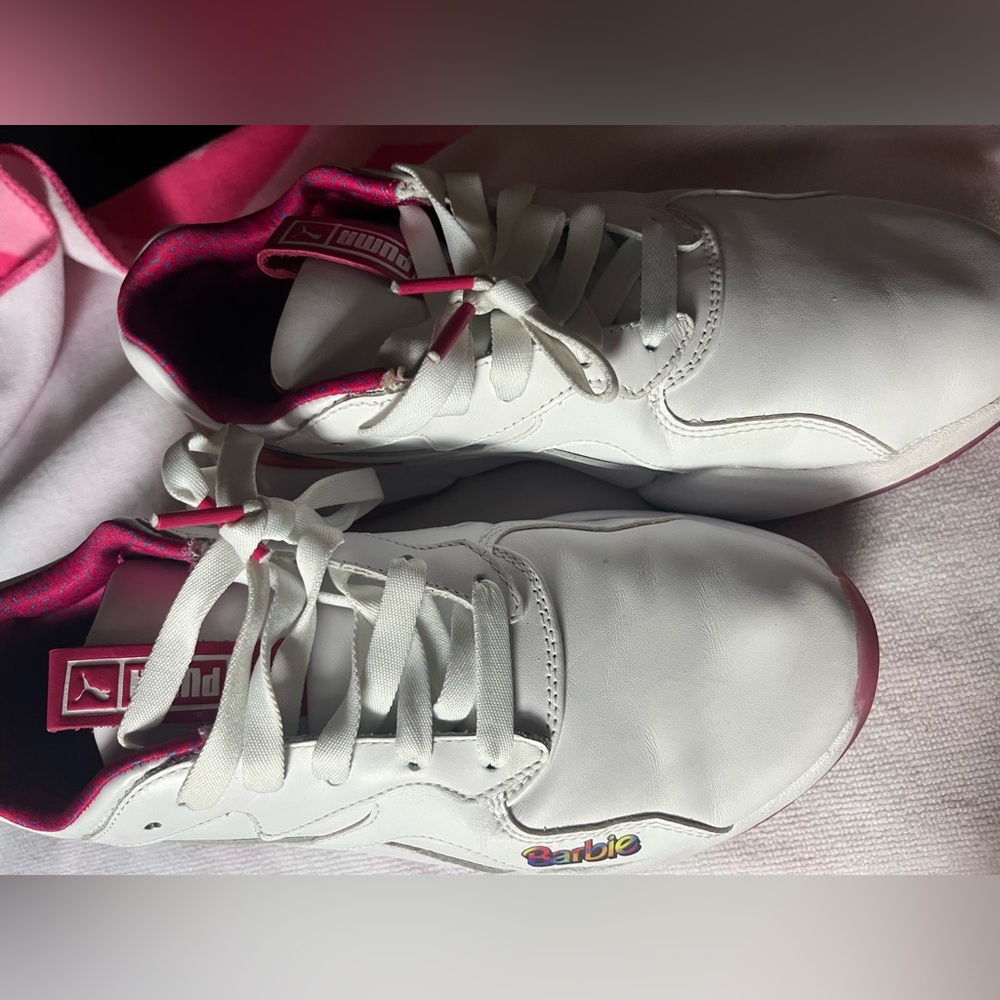 Barbie Sneaker - Picture 2 of 5